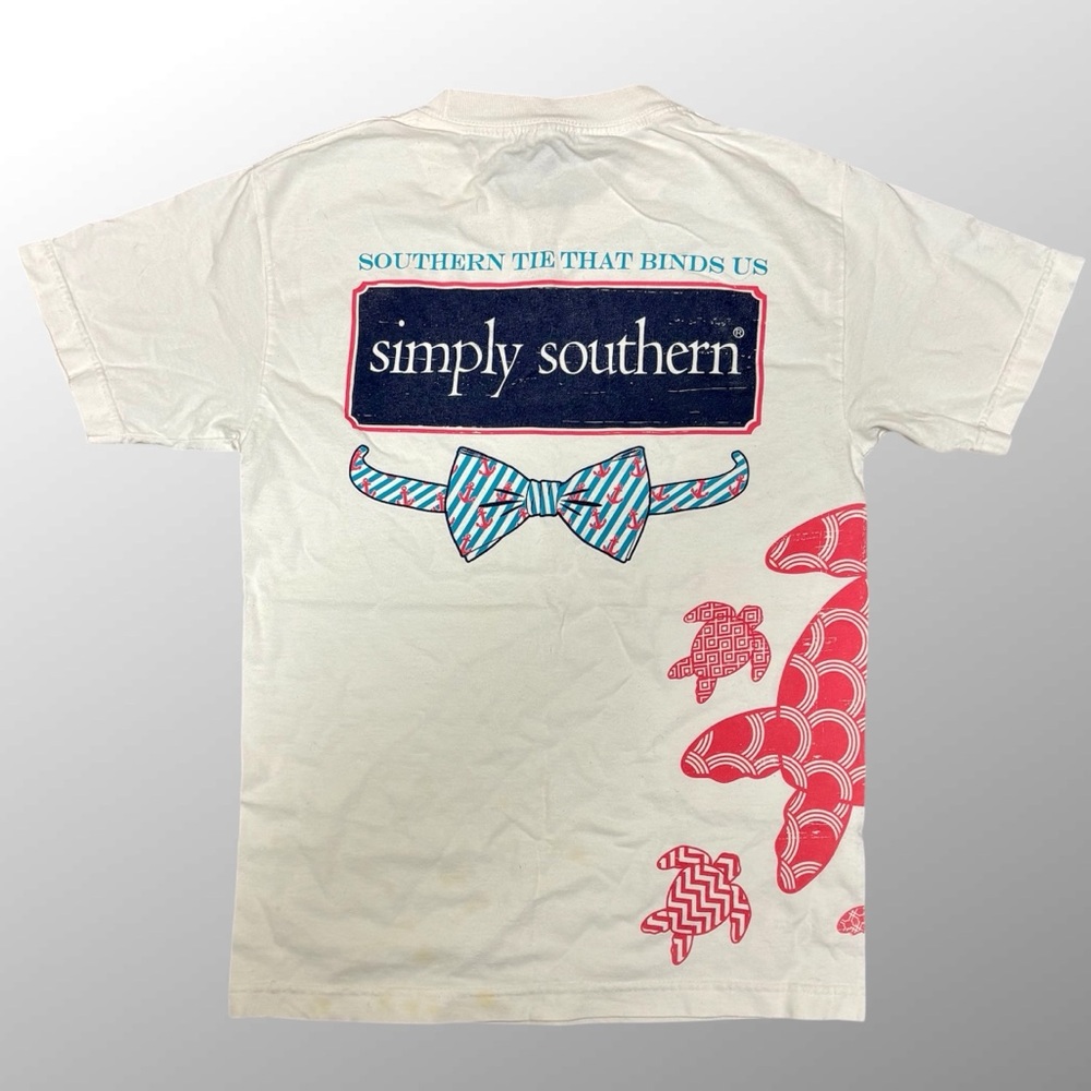Simply Southern Preppy White Tshirt with Coral Turtles Size Small
